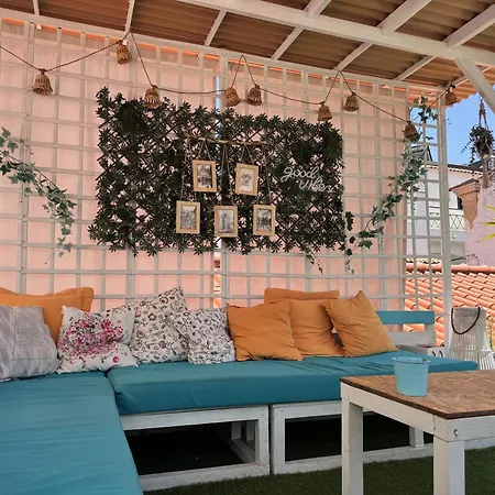 Orange Terrace Hostal Albufeira