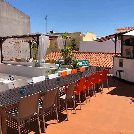 Hostel Orange Terrace *